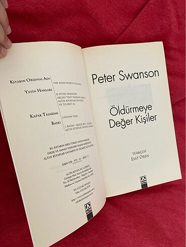 Beden Renk Altın kitaplar öldürmeye değer kişiler