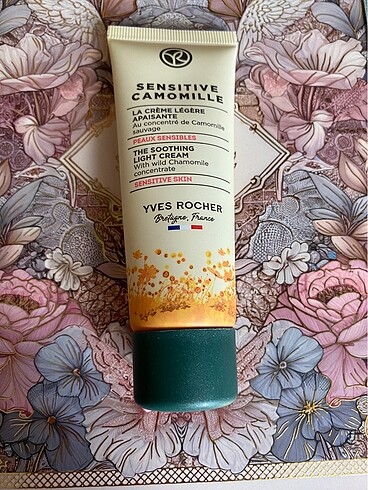 Yves rocher sensitive camomille hafif dokulu krem 50ml
