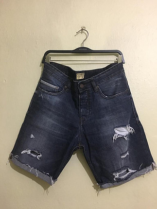 Pull and bear 42 beden şort