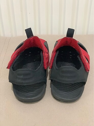 25 Beden Nike sandalet