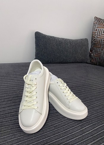 Lufian Minimal Beyaz Sneaker