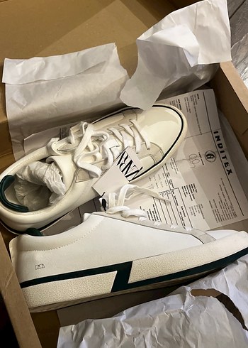 Zara Beyaz Sneaker