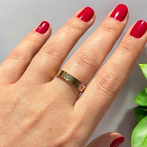 CARTIER LOVE gold taşlı yüzük