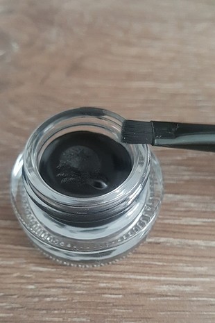 Diğer Jel eyeliner