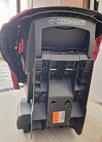 9- 36 kg Beden kırmızı Renk Maxi-Cosi Kırmızı Çocuk Oto Koltuğu
