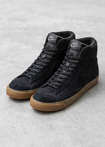 Nike Siyah Suet Sneaker