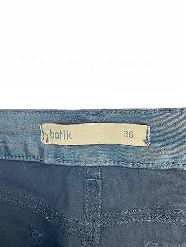 36 Beden çeşitli Renk Batik Jean / Kot %70 İndirimli.
