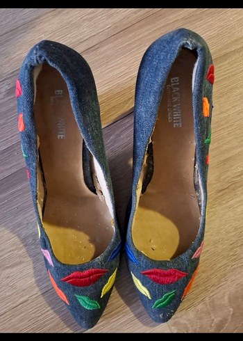 40 Beden çeşitli Renk Nakışlı Çok Renkli Denim Topuklu Ayakkabı