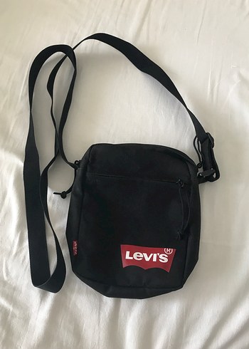 Levis Levi S Siyah Capraz Canta