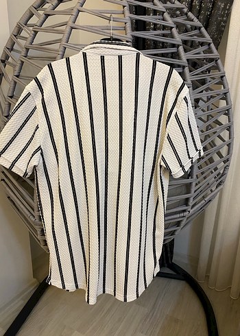 Erkek Beyaz Gri Çizgili Kısa Kollu Gömlek - Görsel 3