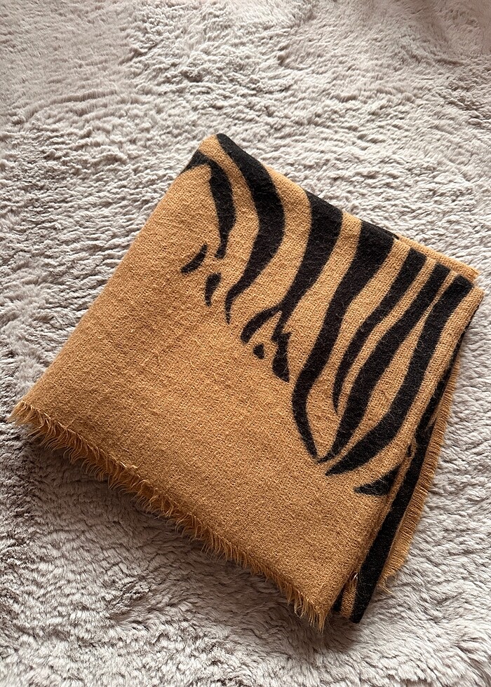 Bershka atkı - Görsel 2