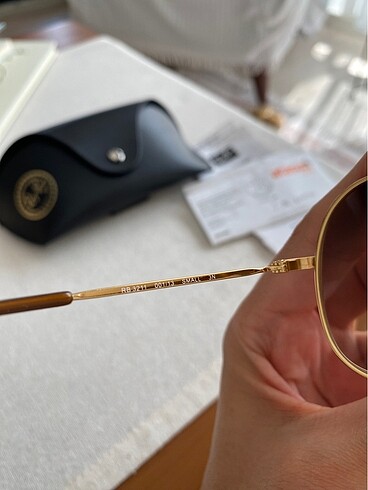  Beden Ray Ban Güneş Gözlüğü