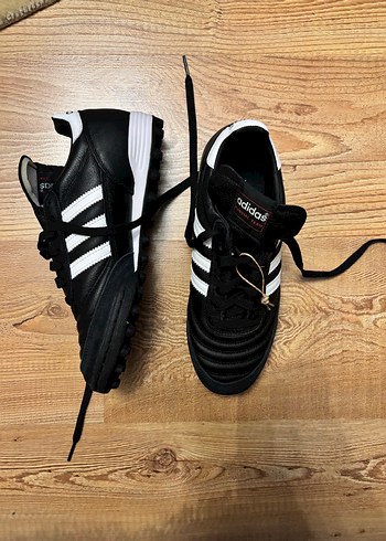 Adidas Siyah Beyaz Hali Saha