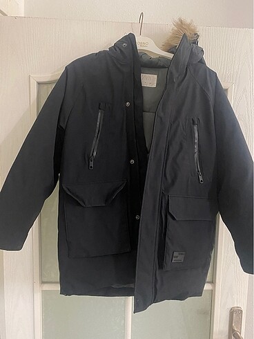 Zara mont