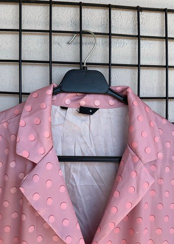 m Beden Puantiyeli Pembe Kadın Gömlek