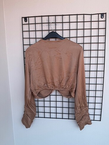 l Beden camel Renk Zara saten crop bluz
