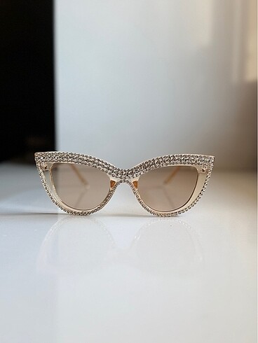 Taşlı bronz Cat Eye güneş gözlüğü