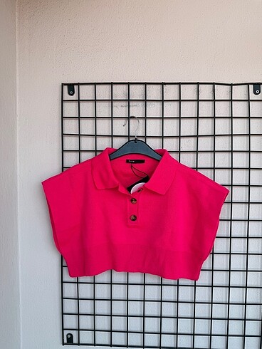 Fuşya crop triko bluz