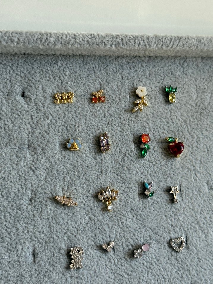 Kararmaz çelik kulak tragus piercing küpe - Görsel 2