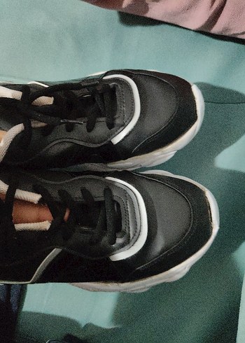 Siyah Elastik Bağcıklı Stiletto Topuklu Spor Ayakkabı - Görsel 2