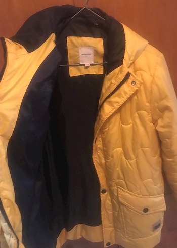 Sarı Düğmeli Erkek Çocuk Mont - Görsel 2