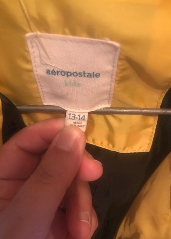 Sarı Düğmeli Erkek Çocuk Mont - Görsel 3