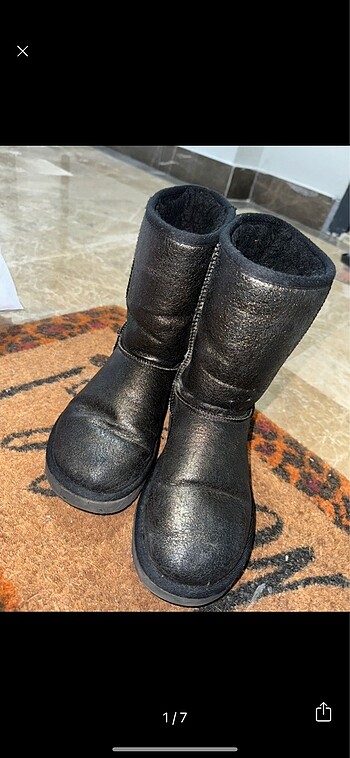 Bambi Ugg bot
