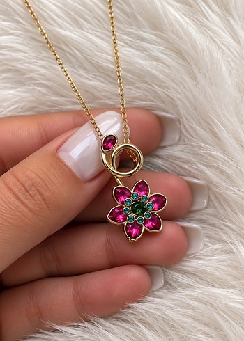 Zara Fusya Cicek Figurlu Gold Kolye