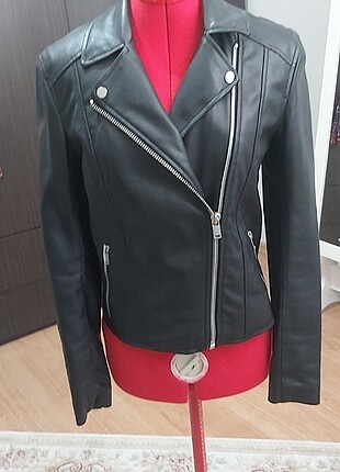 H&M deri mont