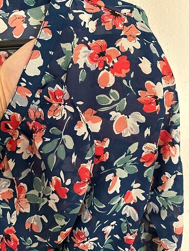 38 Beden lacivert Renk Koton çiçekli bluz