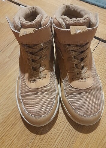 29 Beden camel Renk Zara bot