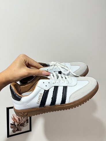 39 Beden beyaz Renk Adidas samba muadili