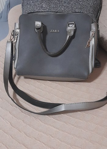 Zara Gri Deri Gorunumlu Sehir Cantasi