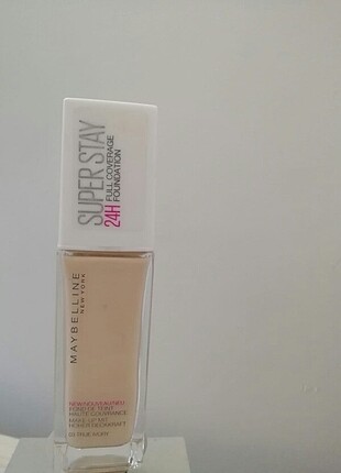 Maybelline Superstay fondöten 
