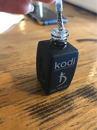 Kodi professional kalıcı oje