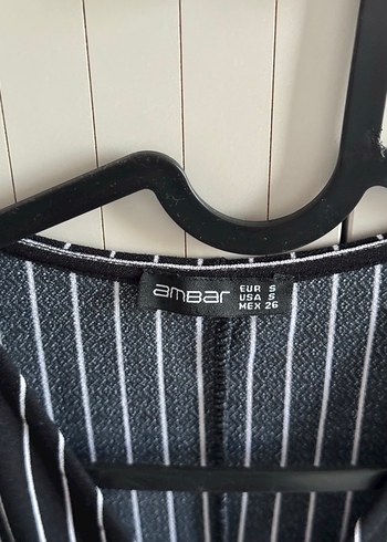 Zara Siyah beyaz çizgili elbise görünümlü tulum