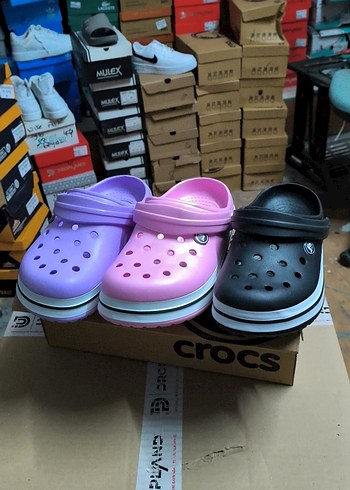 Crocs ürünü