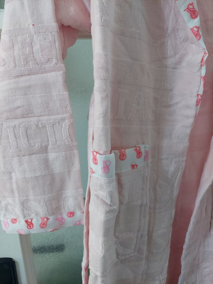 SIFIR ETİKETLİ BORNOZ S M L XL siparis üzerine getirtilecek - Görsel 3