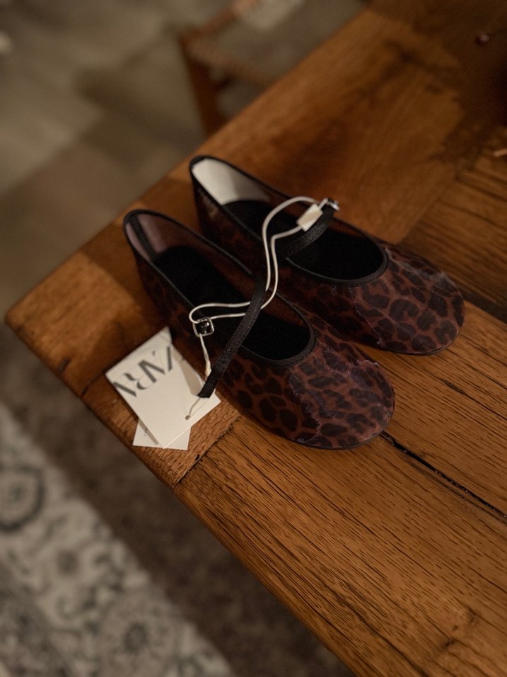 Kahverengi Leopar Desenli Tokalı babet - Görsel 2