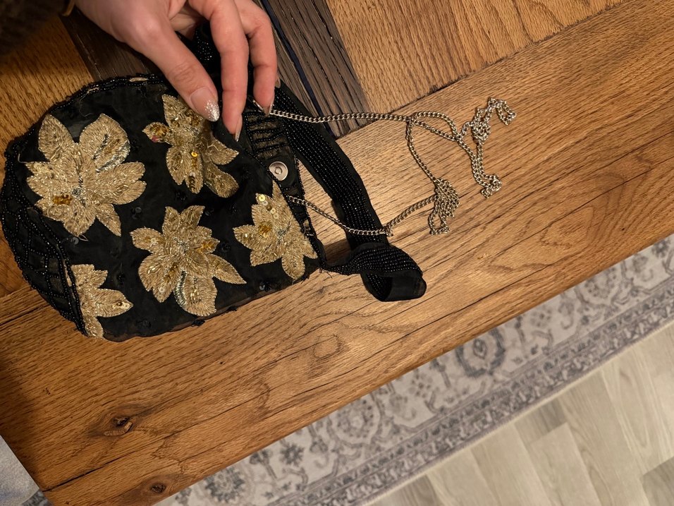 Boncuk İşlemeli Siyah Çanta - Görsel 2