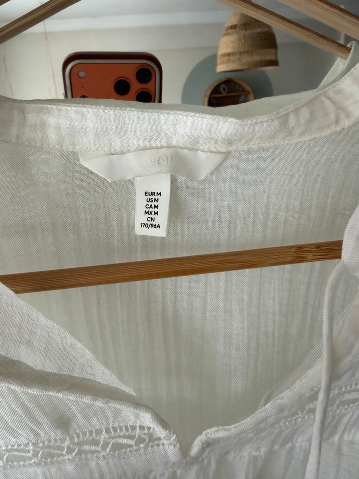 Dantel Detaylı Beyaz Kadın Bluz - Görsel 4