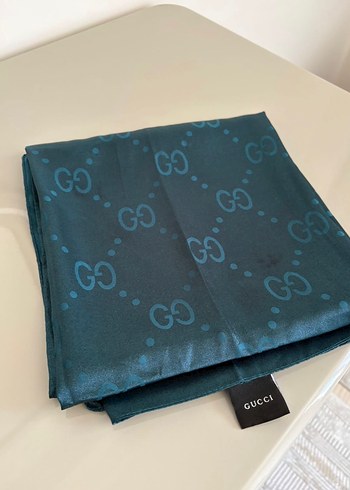 Gucci Desenli Esarp