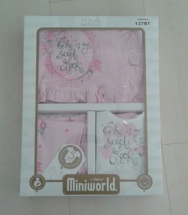 Miniworld Güllü Puanlı 5 Parça Hastane Çıkışı Zıbın Set