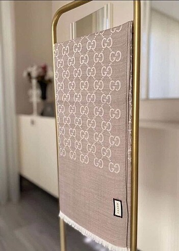 Gucci şal