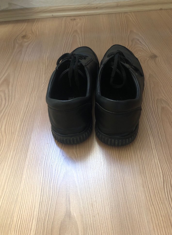 Erkek Siyah Minimalist Ayakkabı Bağcığı - Görsel 3