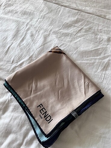 Fendi İthal fendi eşarp