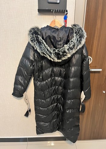 Siyah parlak Kadın Uzun Kışlık Mont - Görsel 2