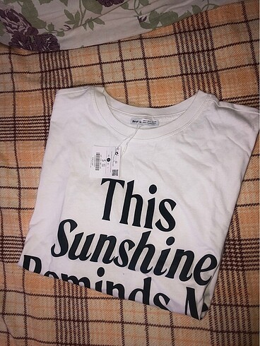 Bershka Yazılı tişört