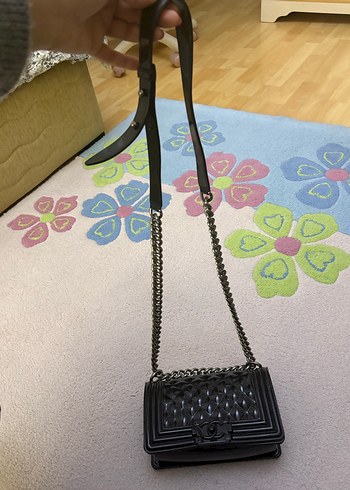 Siyah Zincir Detaylı Deri Kadın Çanta - Görsel 3