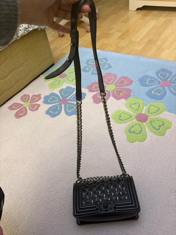 Siyah Zincir Detaylı Deri Kadın Çanta - Görsel 3